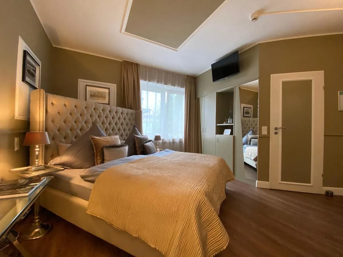 דיסלדורף Boutique Hotel Villa Sarah