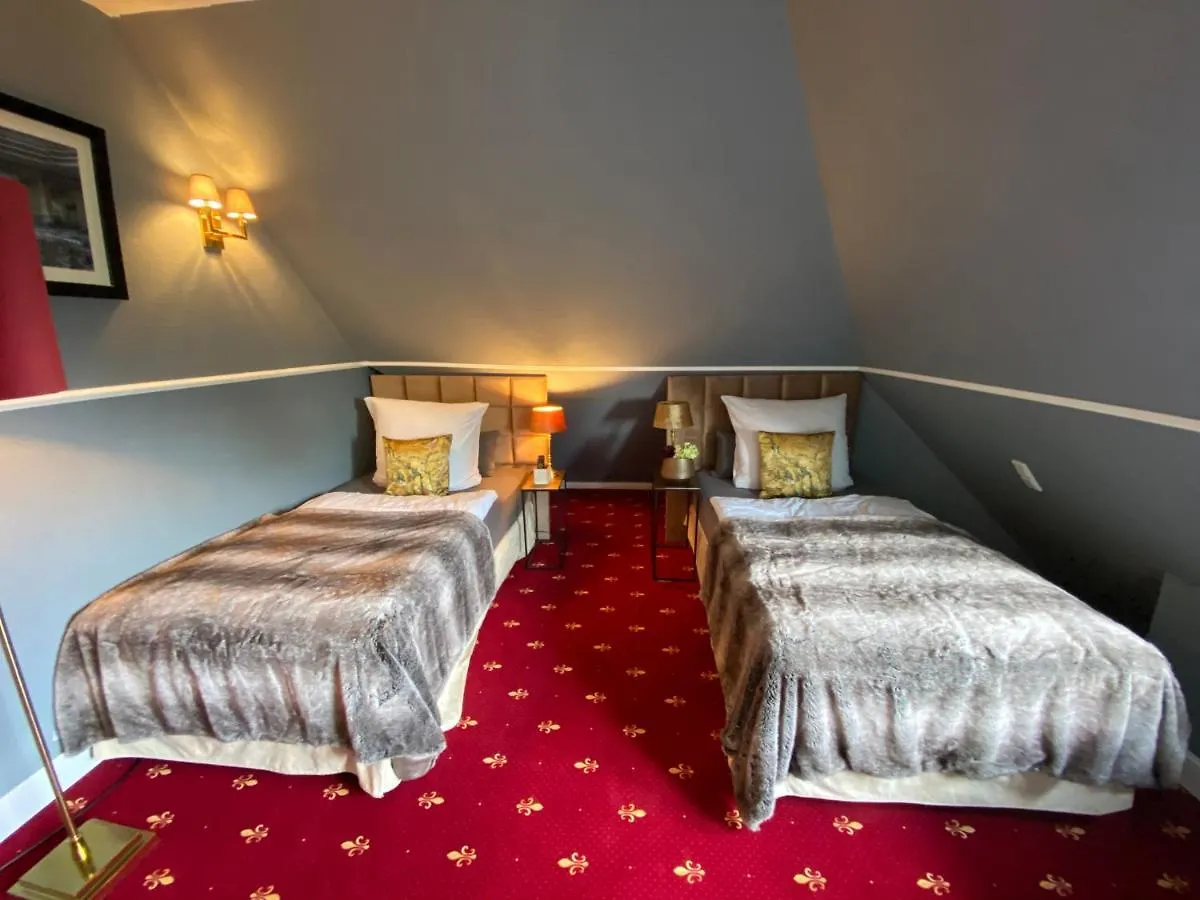 דיסלדורף Boutique Hotel Villa Sarah 4*,