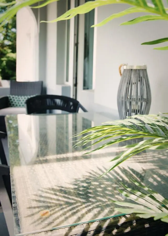 דיסלדורף Boutique Hotel Villa Sarah